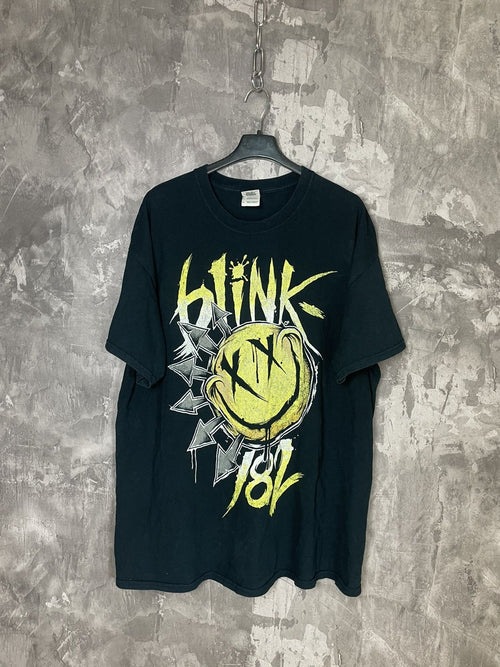 00s Vintage Blink 182 Y2k Coloured Band T Shirt Hoodie, Sweatshirt | PodArtWear.com